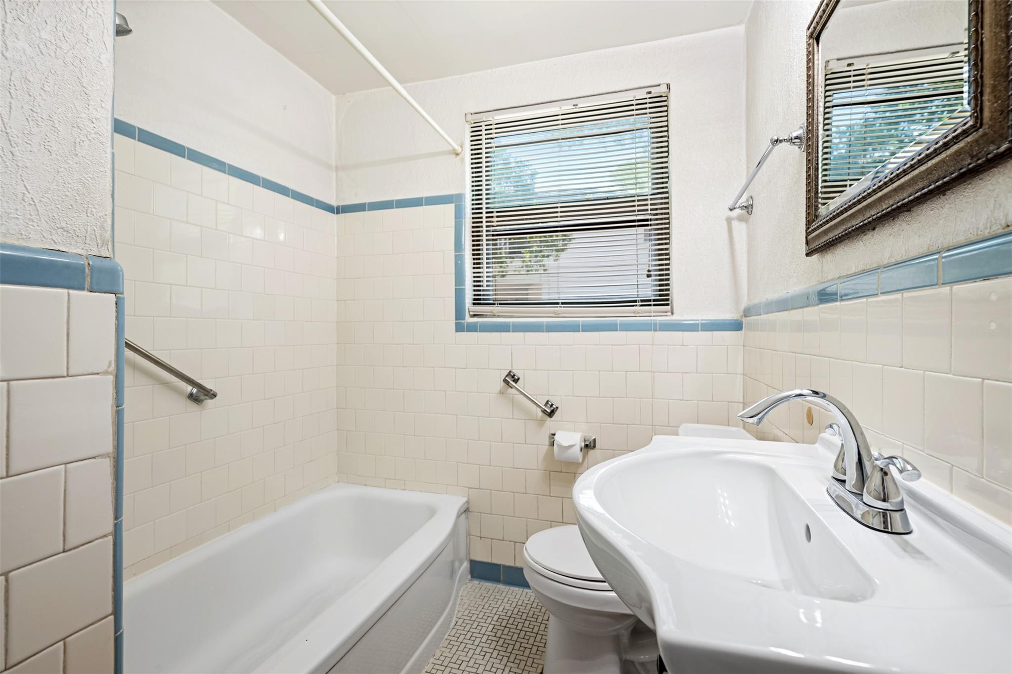 1401 Kirkwood Rd # A, Austin, TX 78722