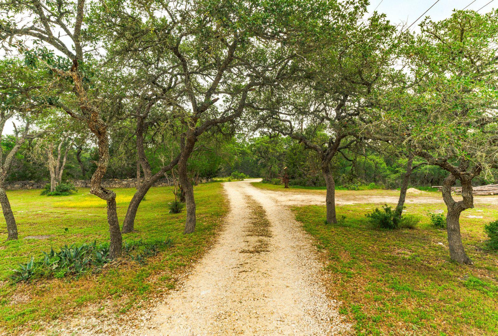 00000 Oakwood Loop, Wimberley, TX 78676