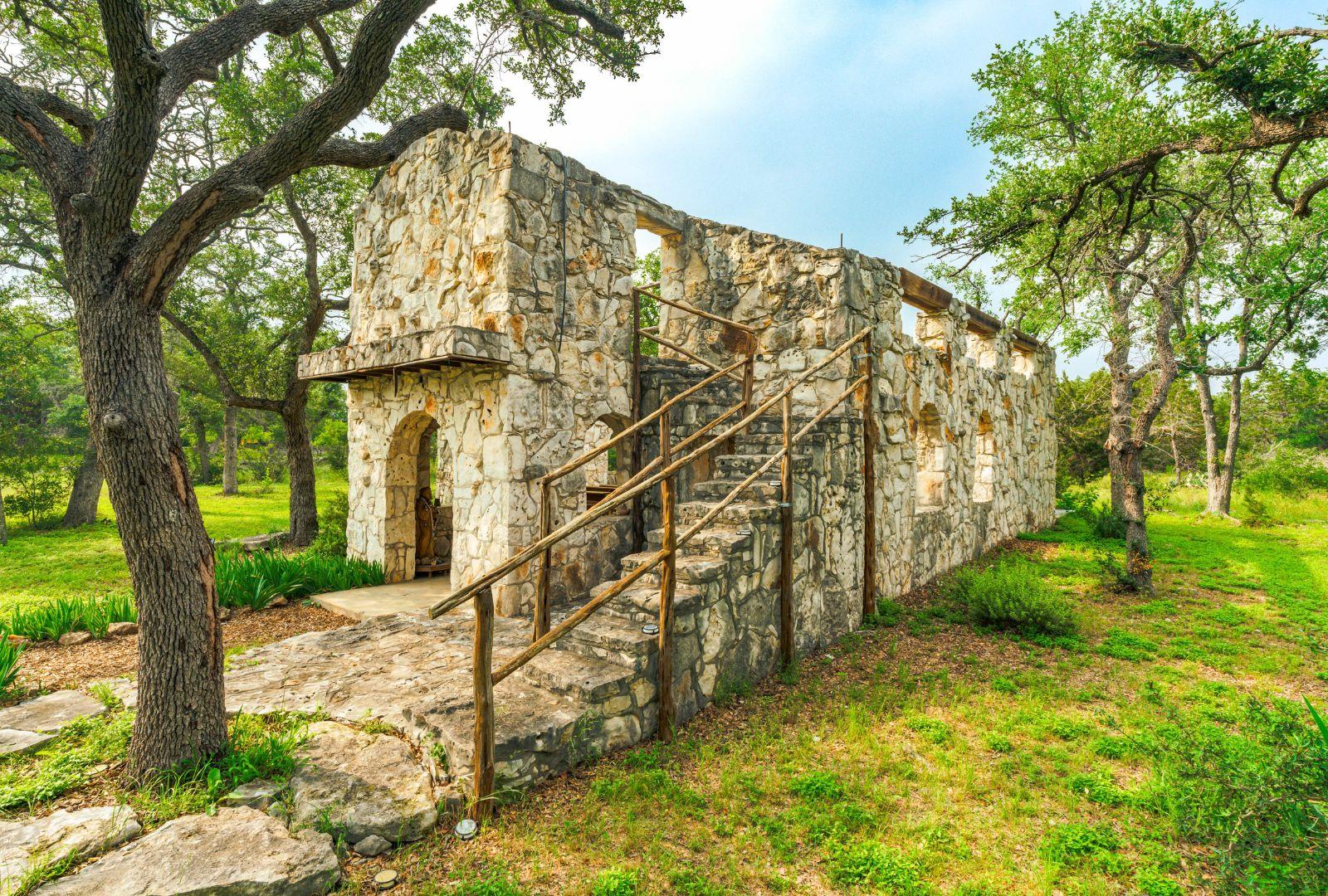 00000 Oakwood Loop, Wimberley, TX 78676