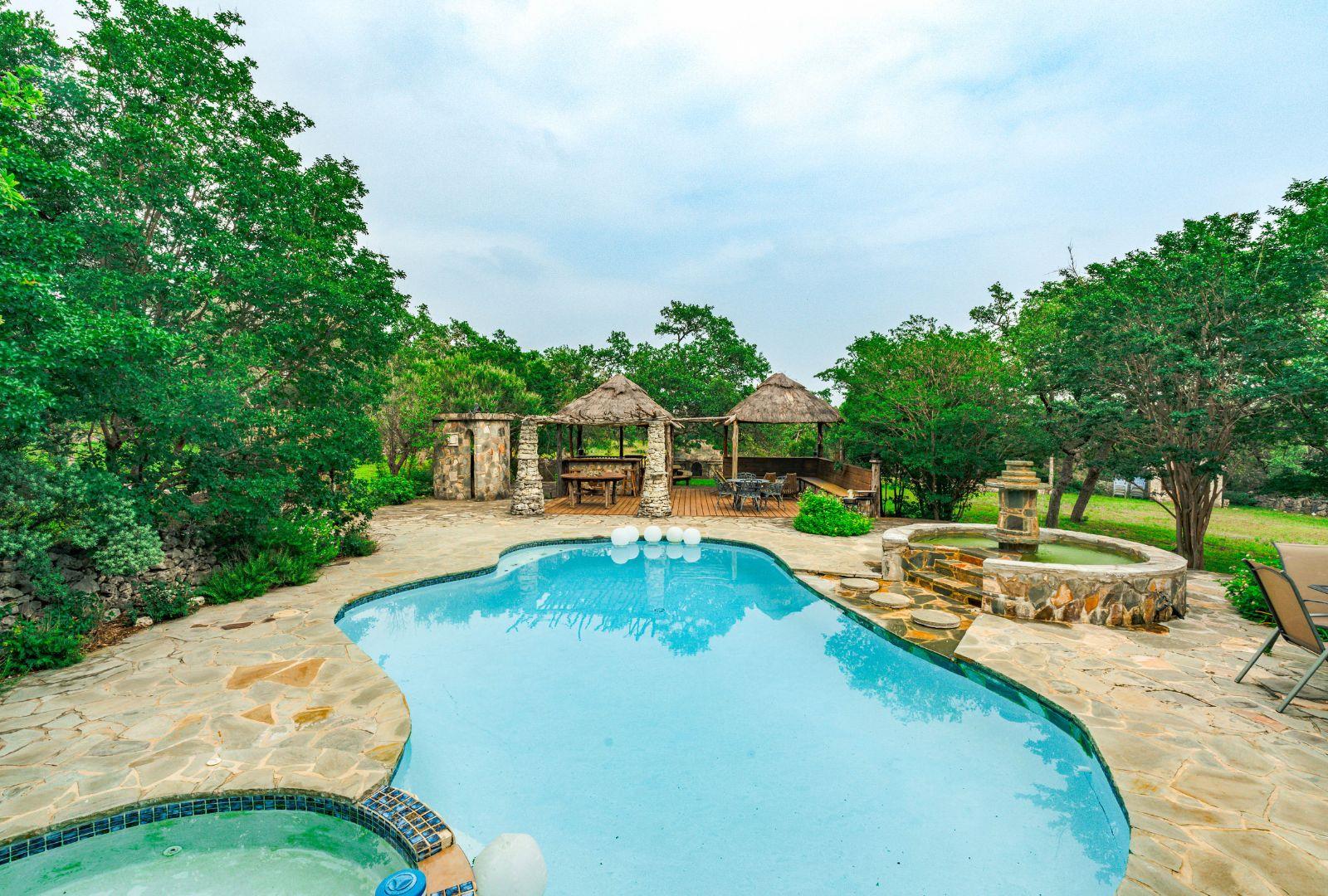 00000 Oakwood Loop, Wimberley, TX 78676