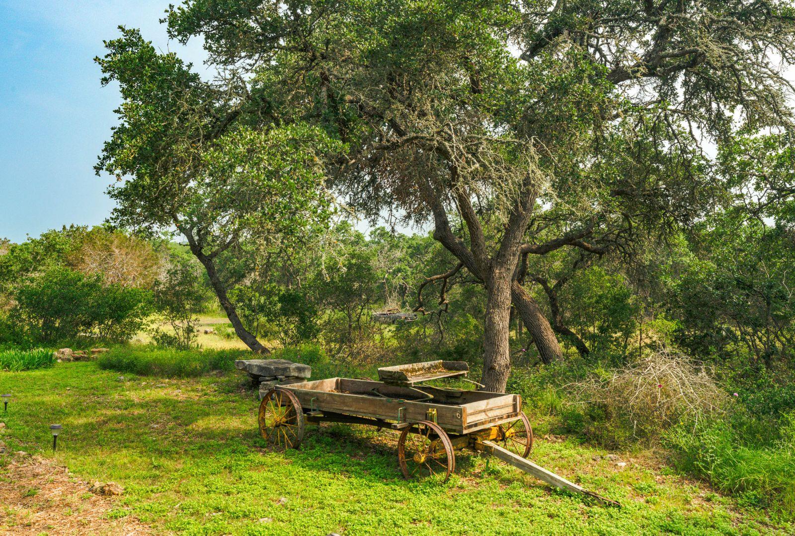 00000 Oakwood Loop, Wimberley, TX 78676