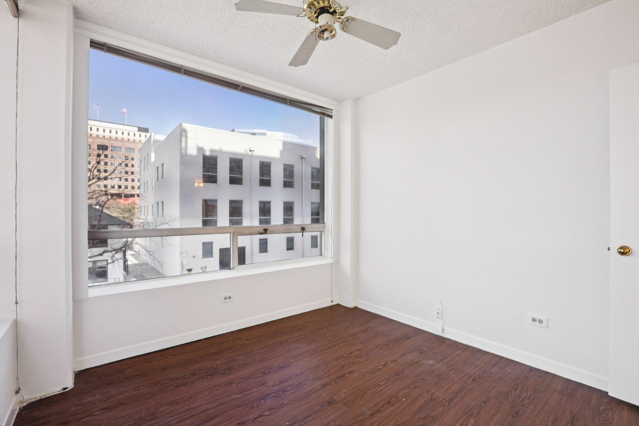 1212 Guadalupe St # 210, Austin, TX 78701