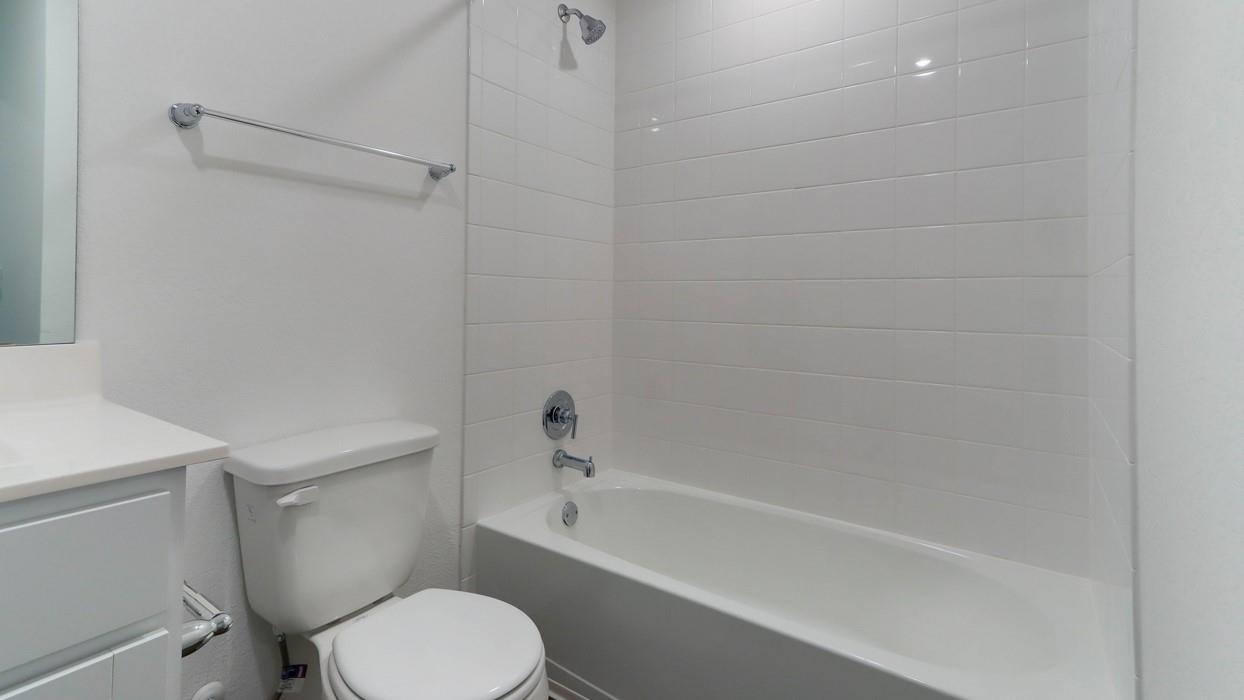 18512-B High Flyer Way, Manor, TX 78653