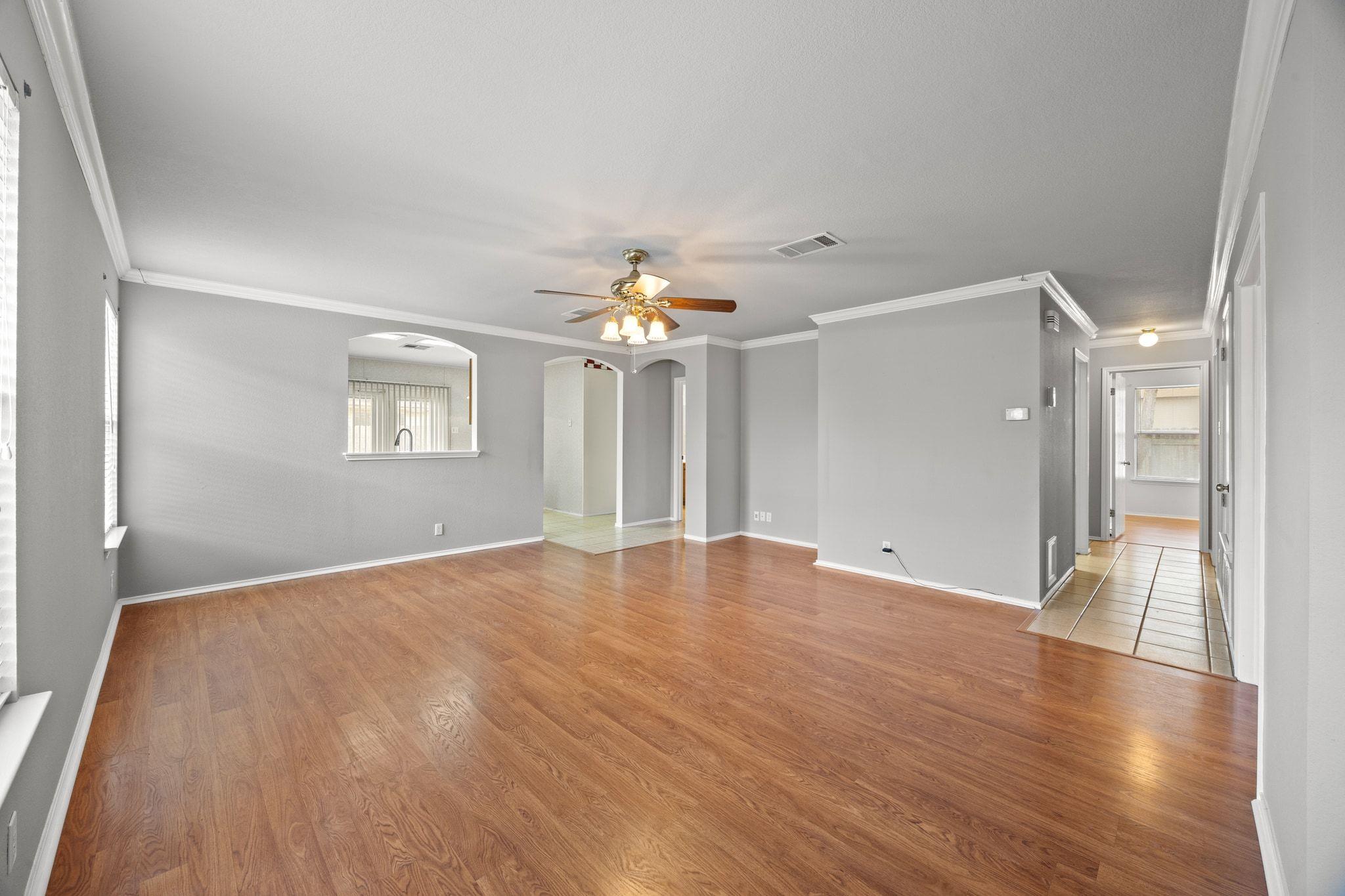 605 Elizabeth Ln, Bastrop, TX 78602