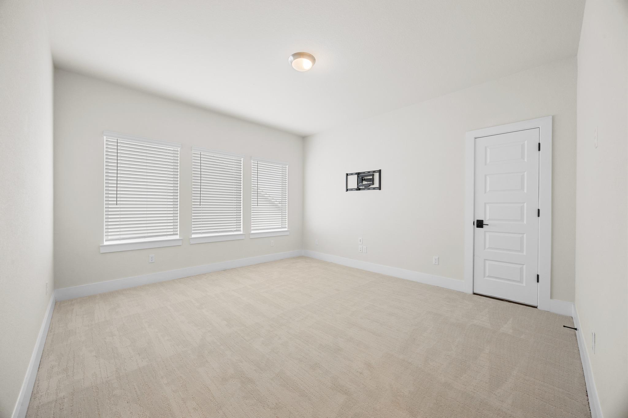 997 Sage Thrasher Cir, Dripping Springs, TX 78620