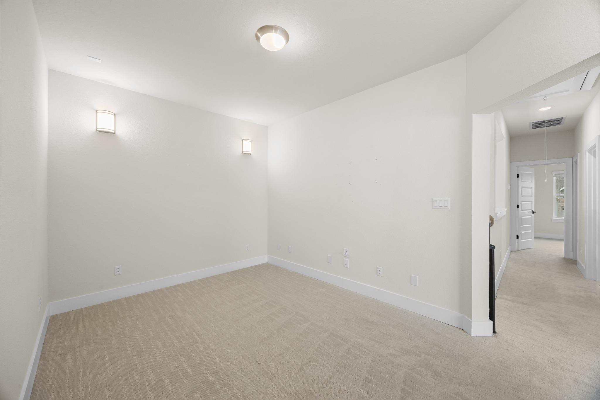 997 Sage Thrasher Cir, Dripping Springs, TX 78620