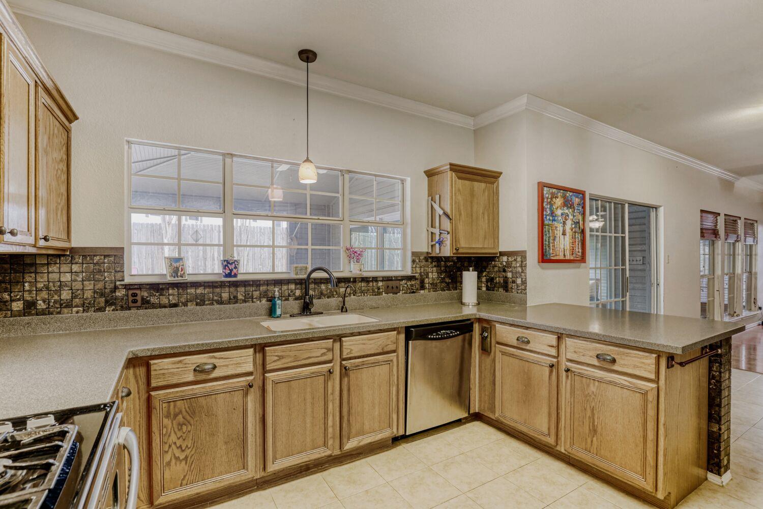 123 Parque Vista Dr, Georgetown, TX 78626