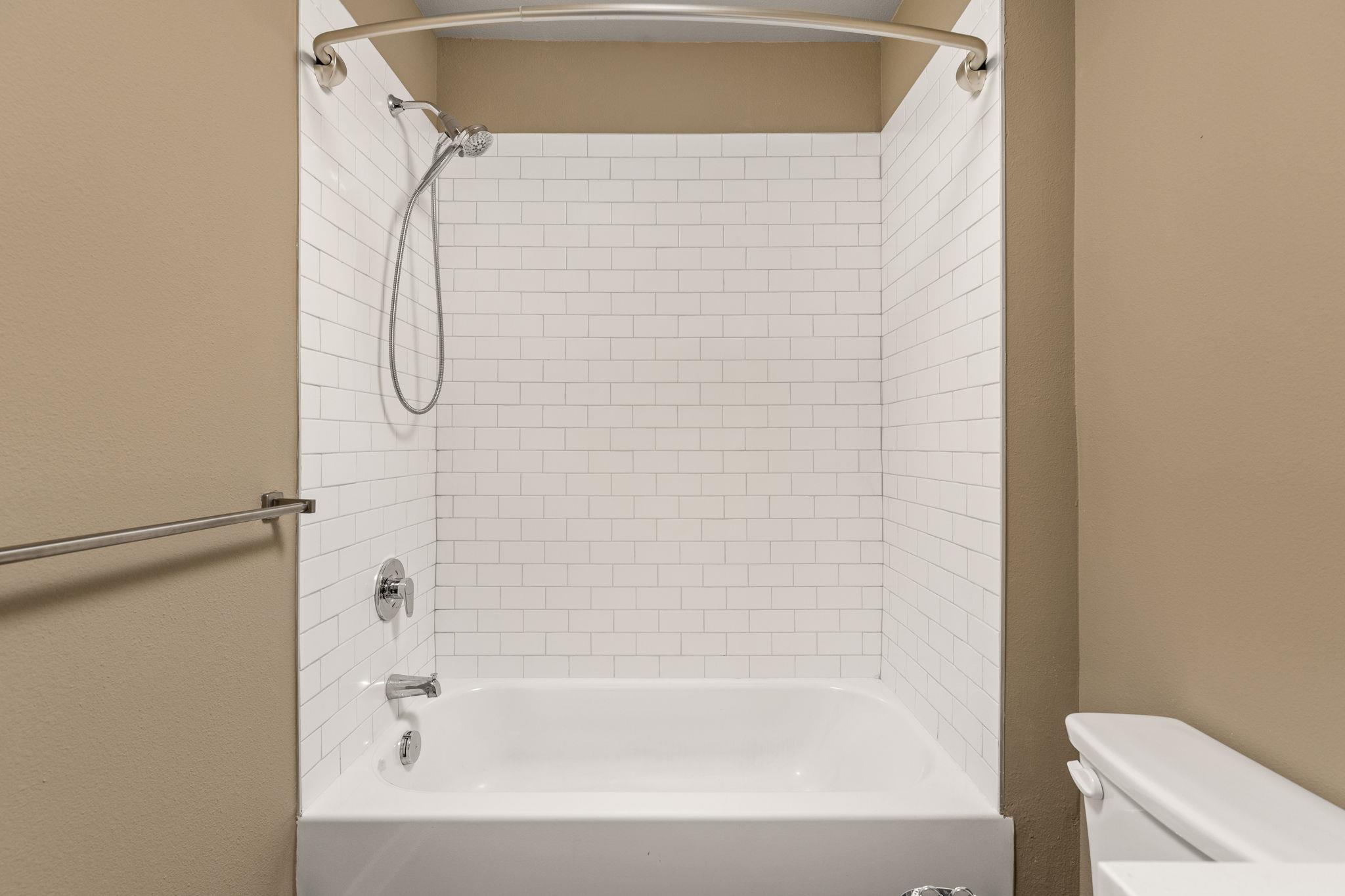 1301 Chicon St # 203, Austin, TX 78702