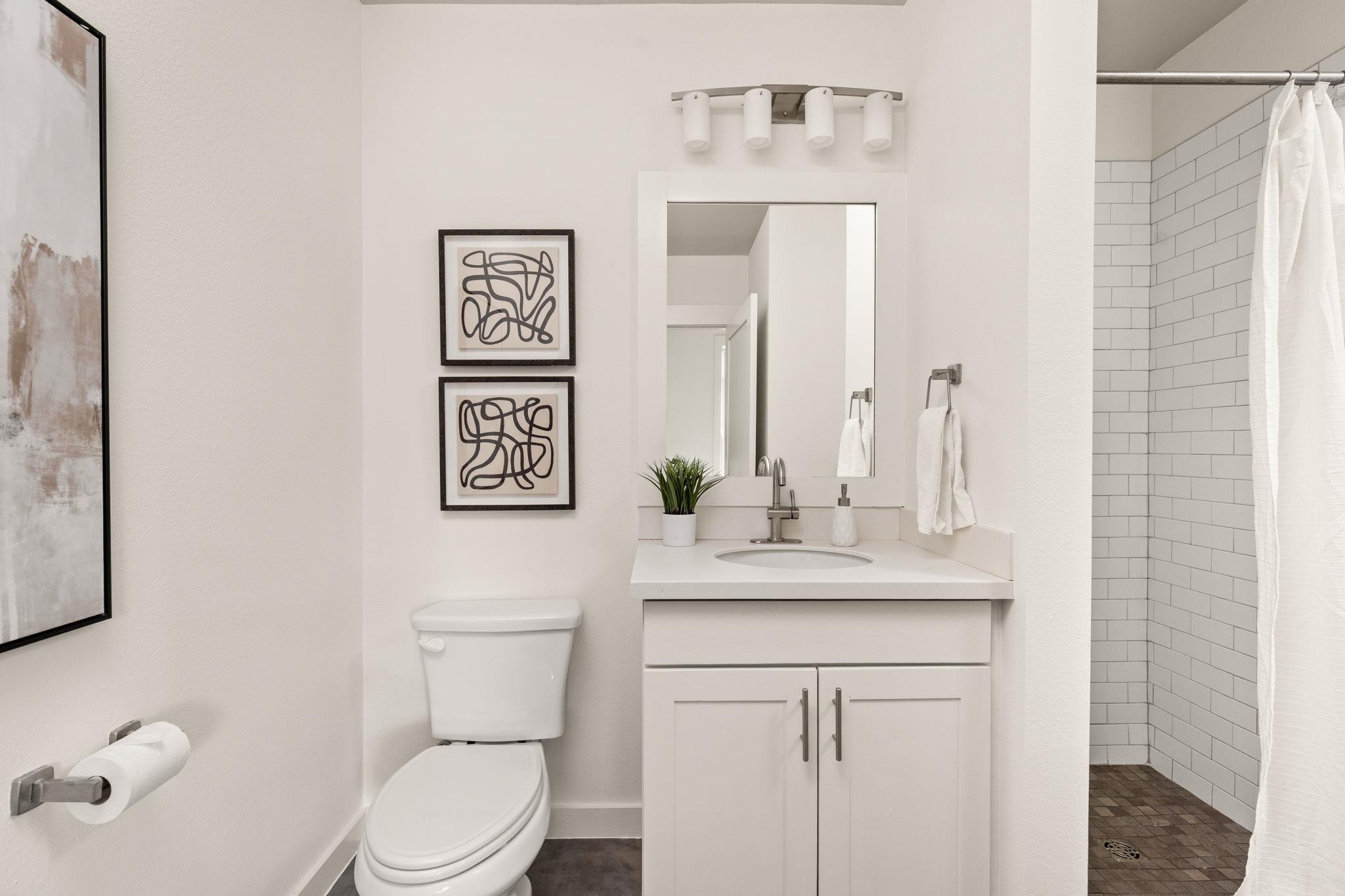 1301 Chicon St # 203, Austin, TX 78702