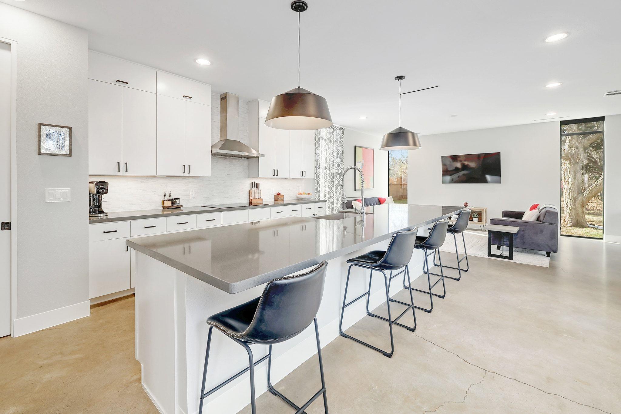 5710 Longhorn Lndg, Austin, TX 78734