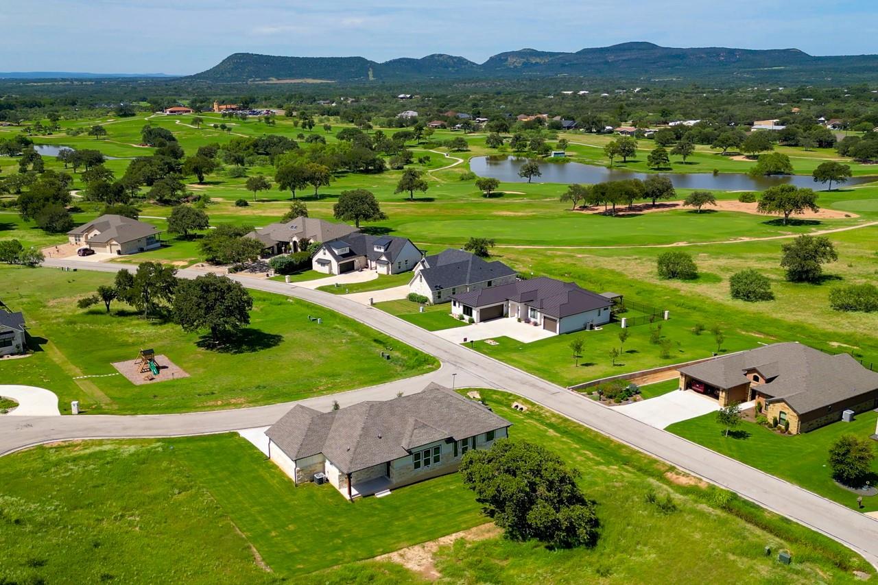 101 Olympia Hills Ct, Kingsland, TX 78639