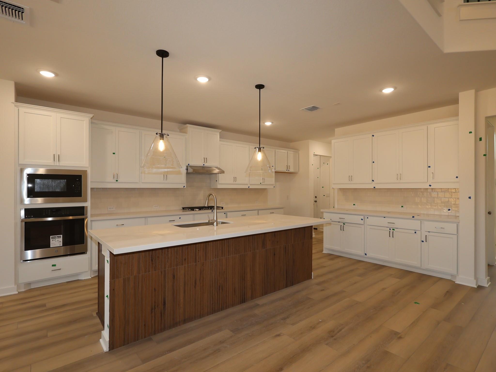 3705 Helena Way, Leander, TX 78641