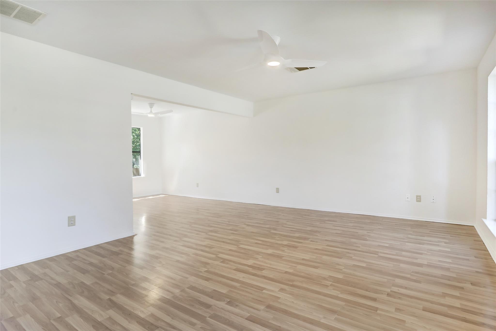 12022 Cherie Dr, Austin, TX 78758