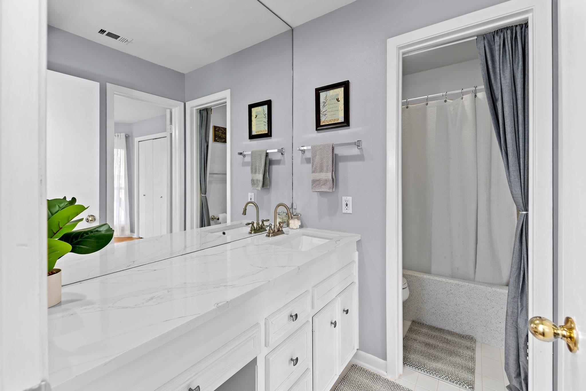 21629 High Dr, Lago Vista, TX 78645