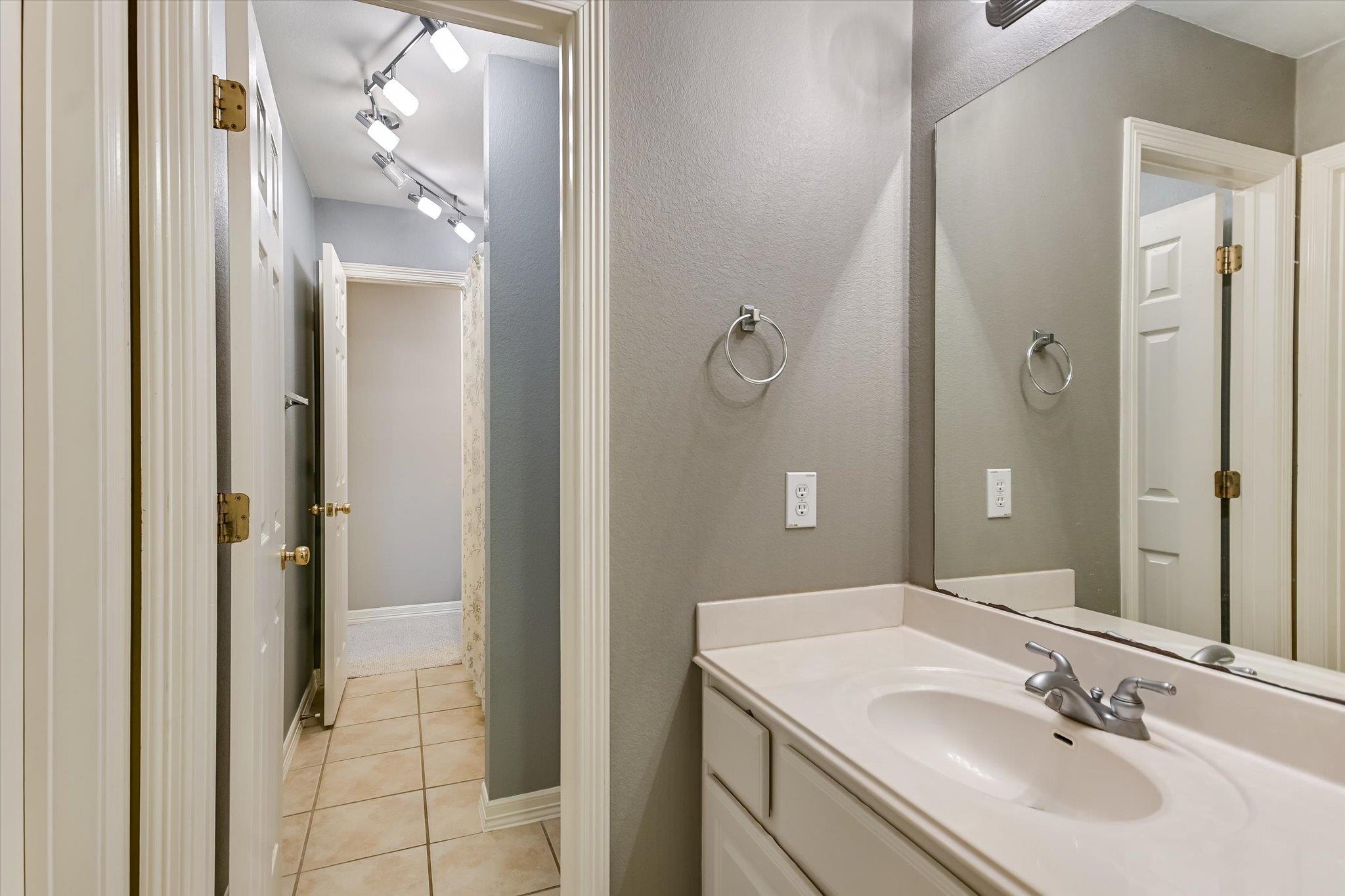 1512 Lake Forest Cv, Round Rock, TX 78665