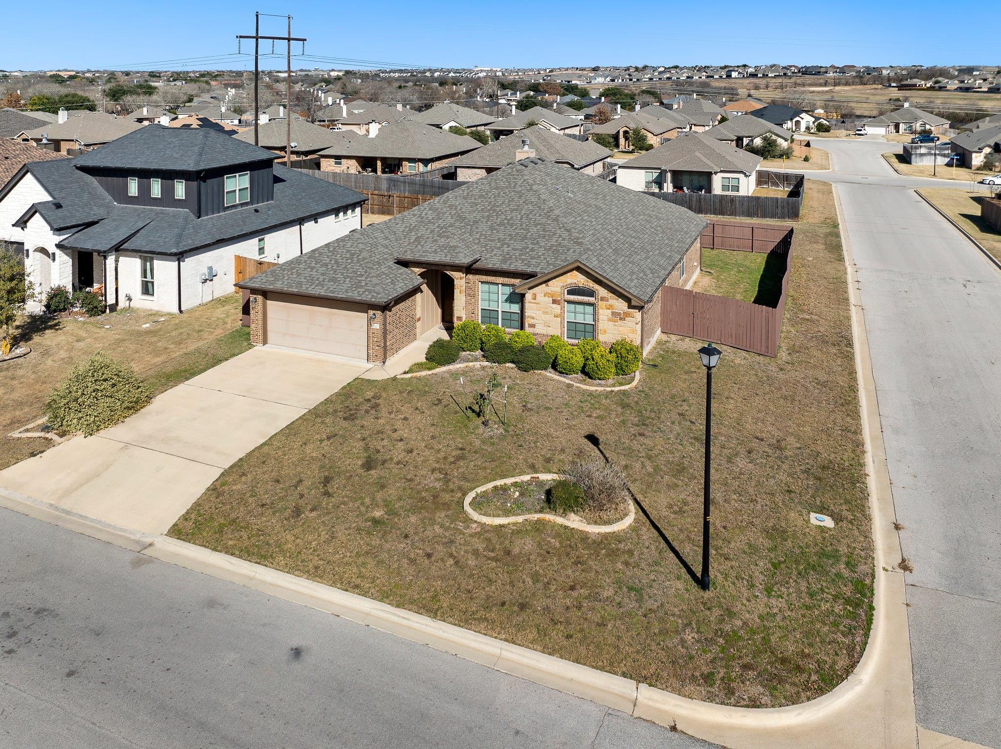 1847 Broken Shoe Trl, Temple, TX 76502