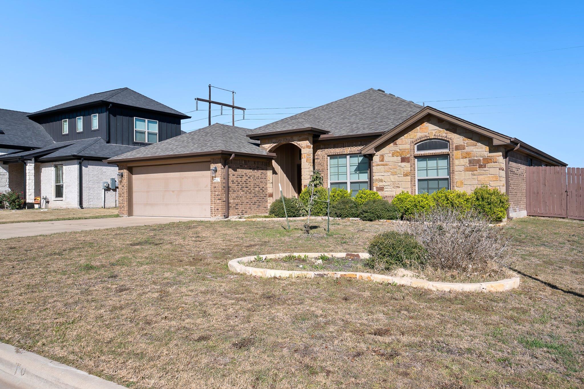 1847 Broken Shoe Trl, Temple, TX 76502