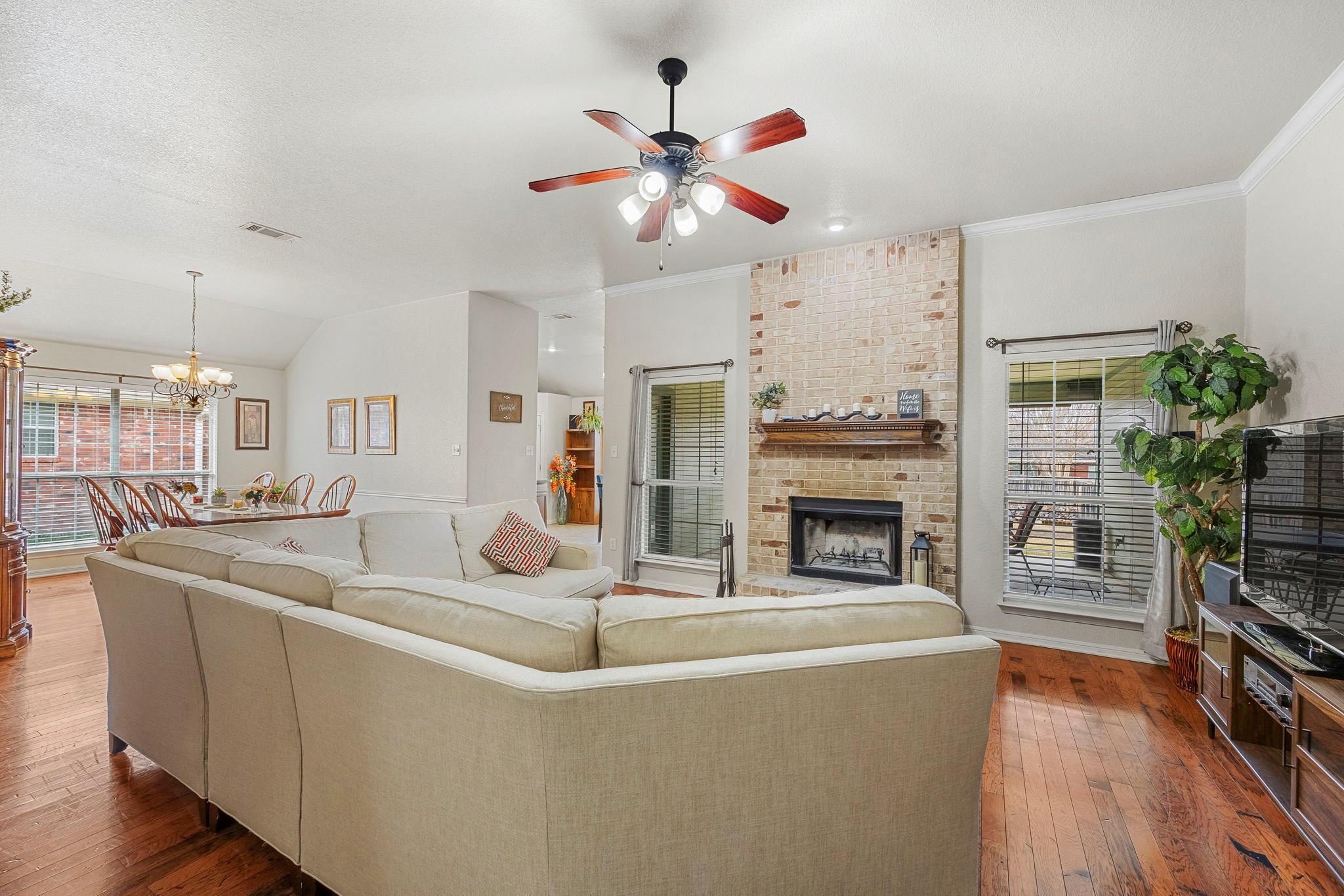 2014 Merlin Dr, Harker Heights, TX 76548