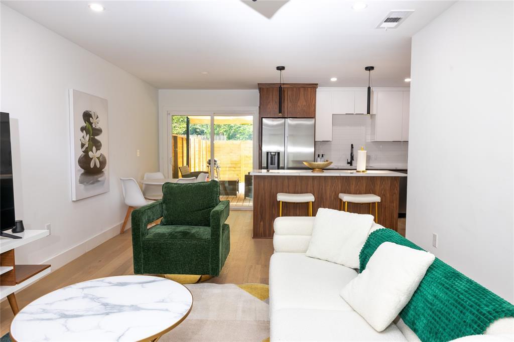 1402 Braes Ridge Dr # B, Austin, TX 78723