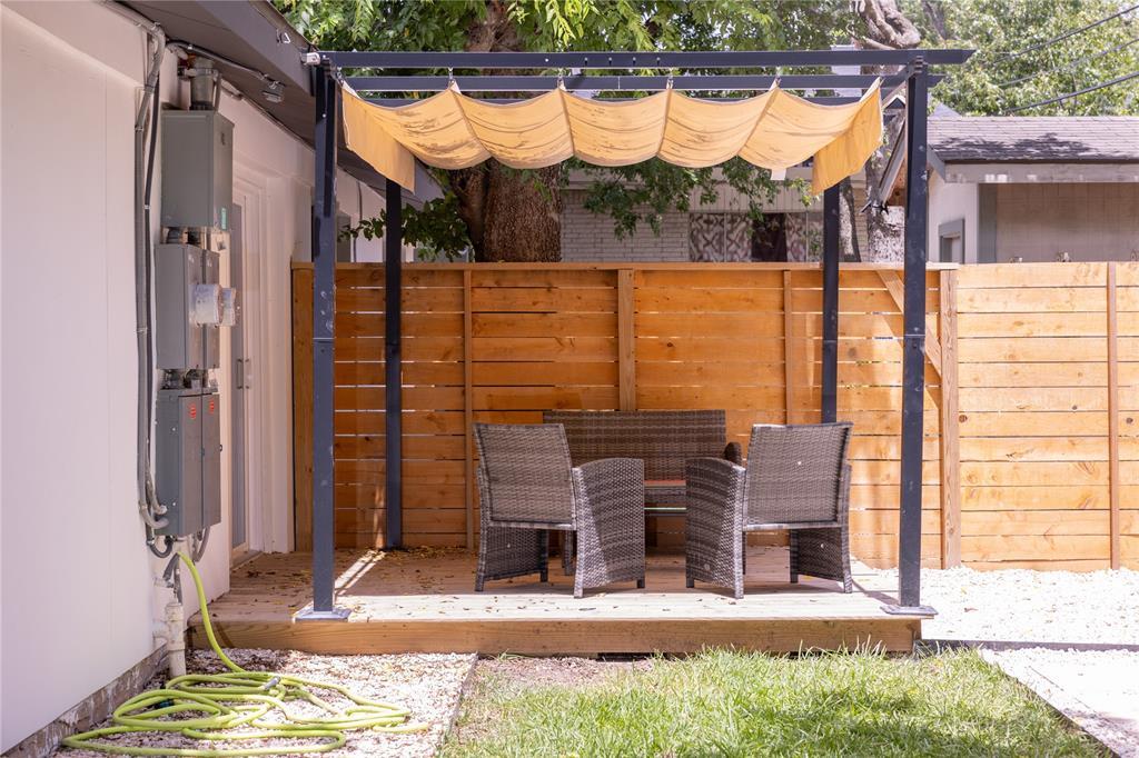 1402 Braes Ridge Dr # B, Austin, TX 78723