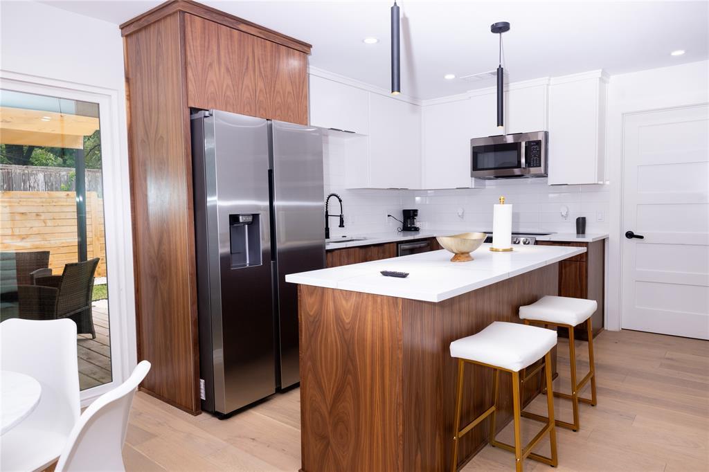 1402 Braes Ridge Dr # B, Austin, TX 78723