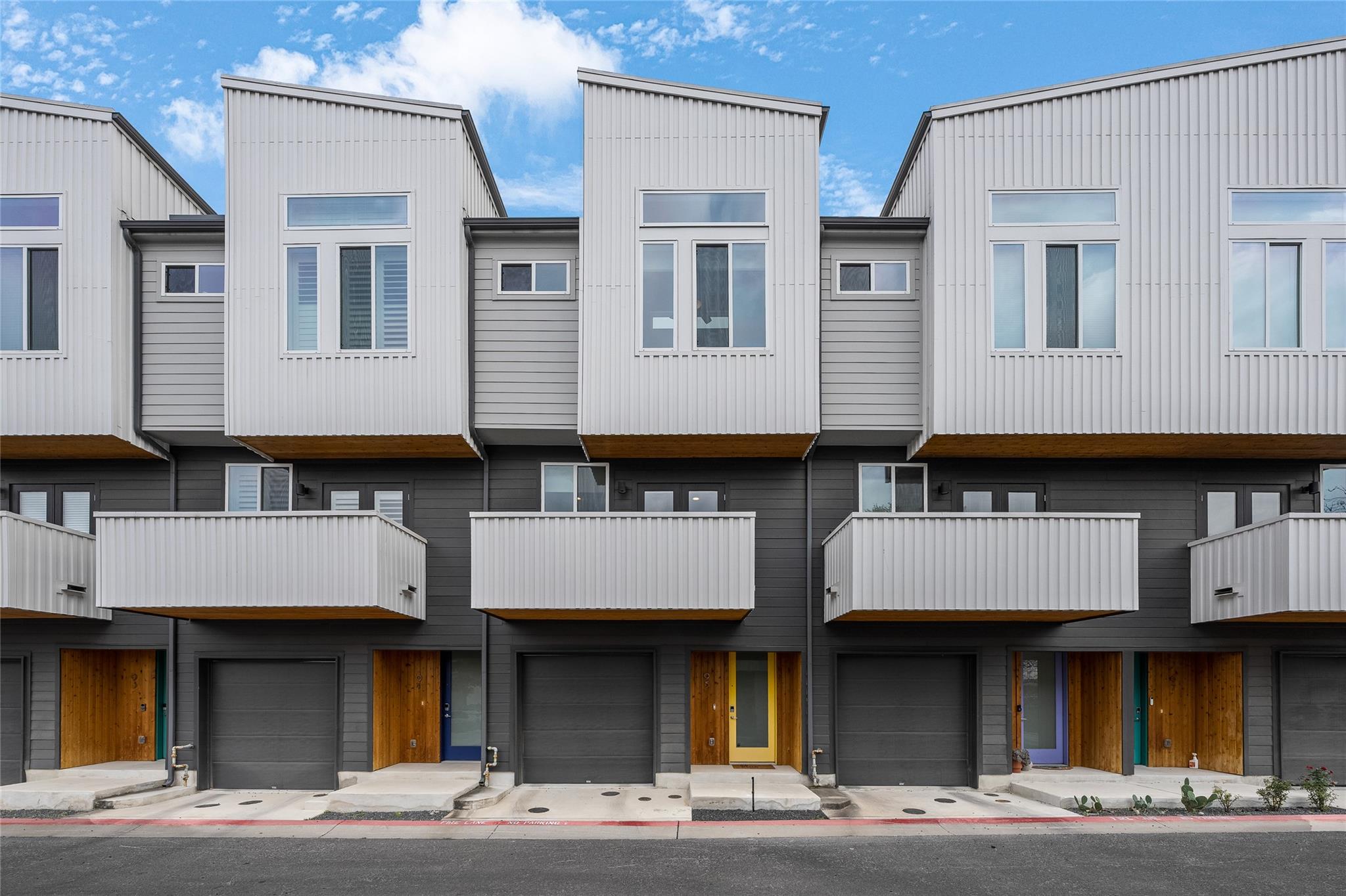 814 N Bluff Dr # 95, Austin, TX 78745