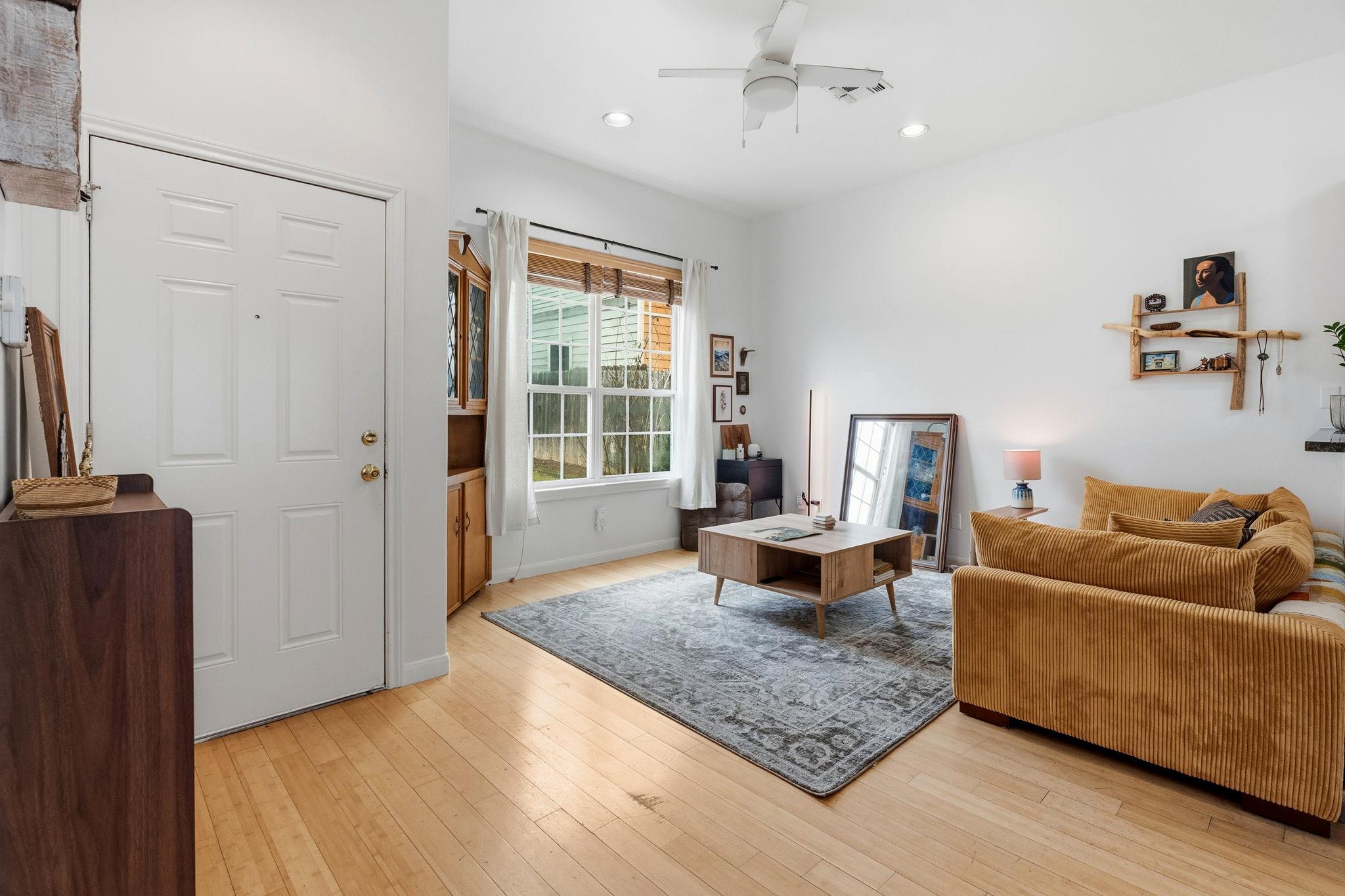 2931 E Martin Luther King Jr A & B Blvd, Austin, TX 78702