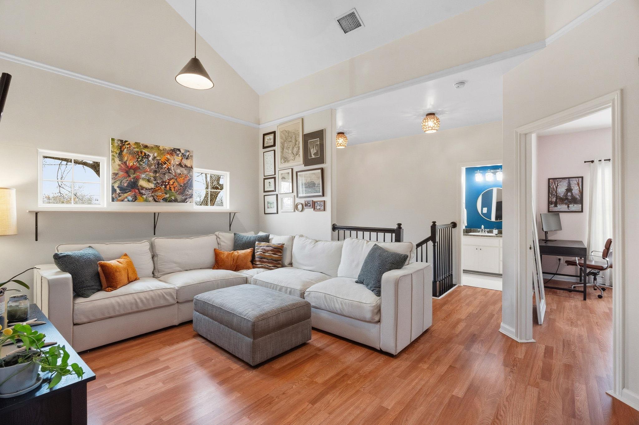 2931 E Martin Luther King Jr A & B Blvd, Austin, TX 78702