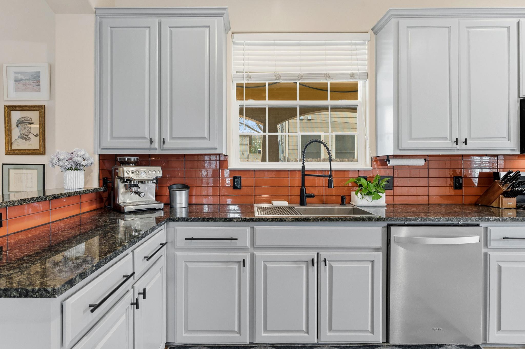 2931 E Martin Luther King Jr A & B Blvd, Austin, TX 78702