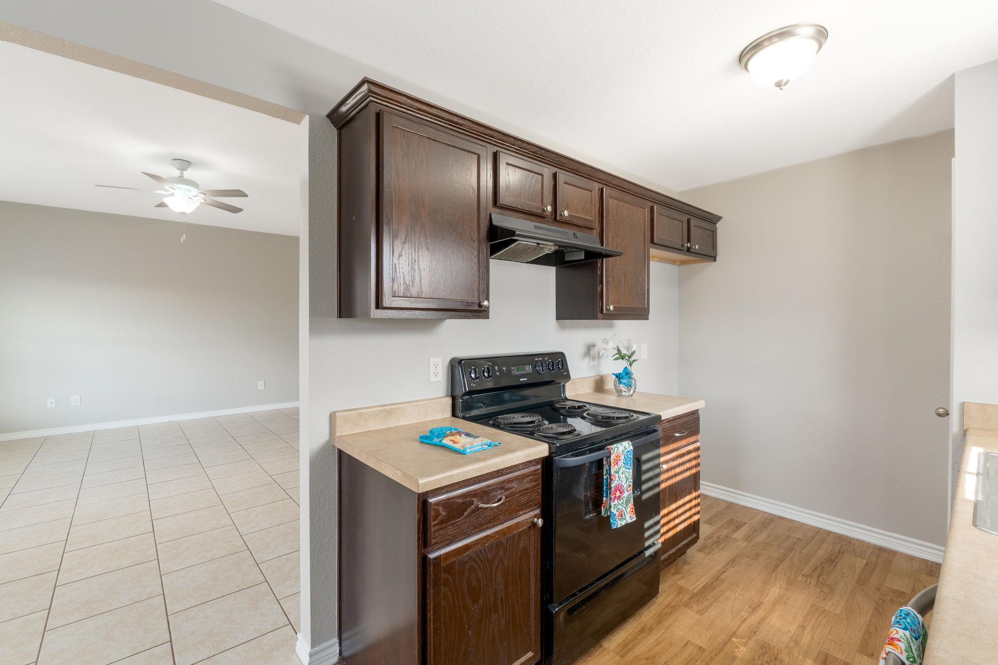 916 Freedom Ct, Temple, TX 76502