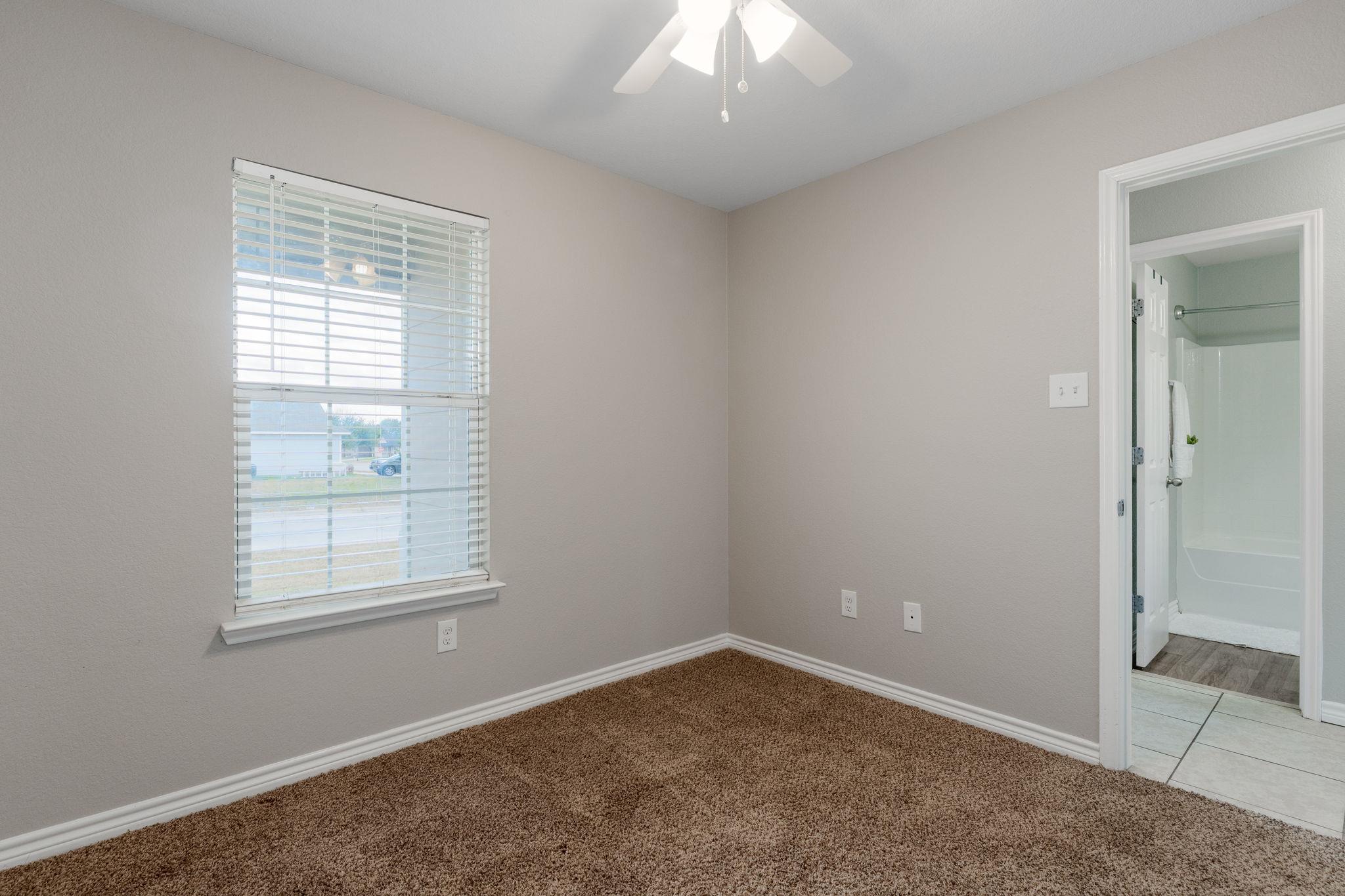 916 Freedom Ct, Temple, TX 76502