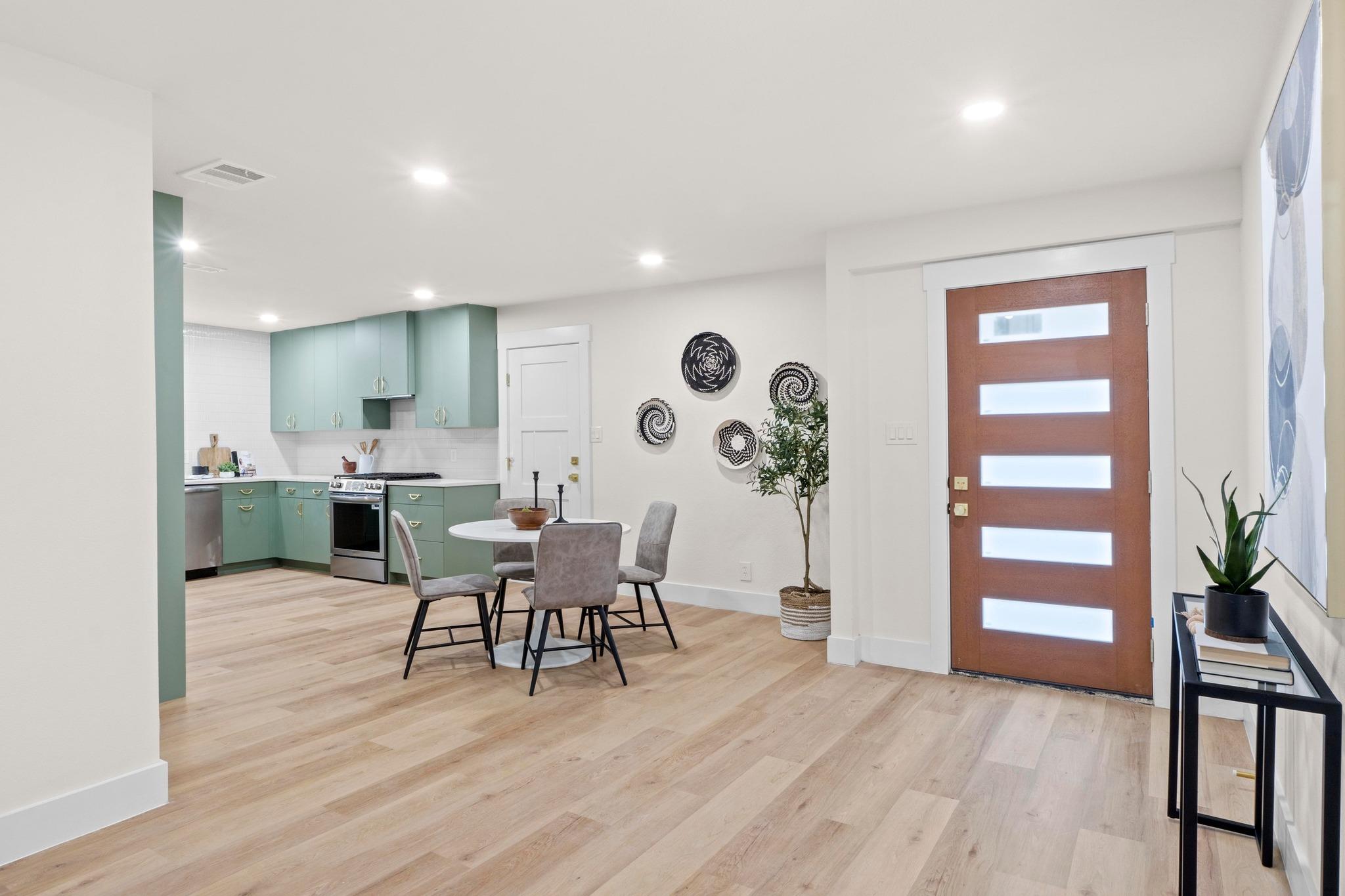 10244 Missel Thrush Dr, Austin, TX 78750