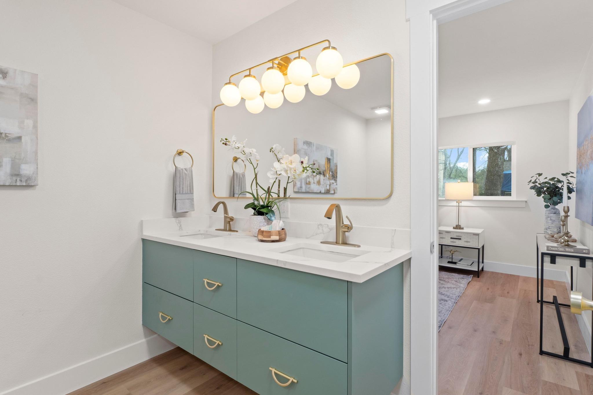 10244 Missel Thrush Dr, Austin, TX 78750