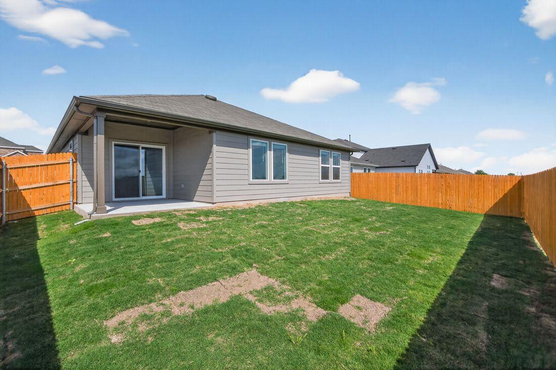 14021 Axel Johanson Dr, Del Valle, TX 78617