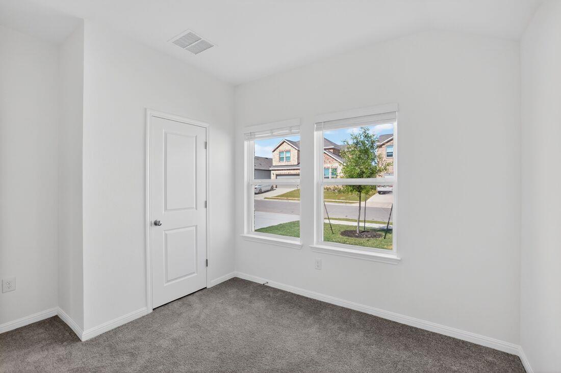 14021 Axel Johanson Dr, Del Valle, TX 78617