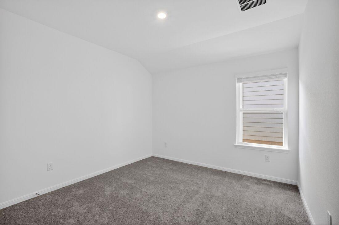 14021 Axel Johanson Dr, Del Valle, TX 78617