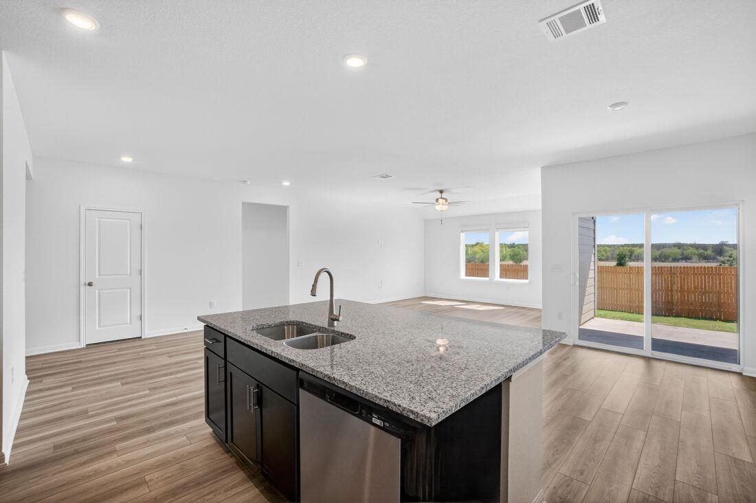 14021 Axel Johanson Dr, Del Valle, TX 78617