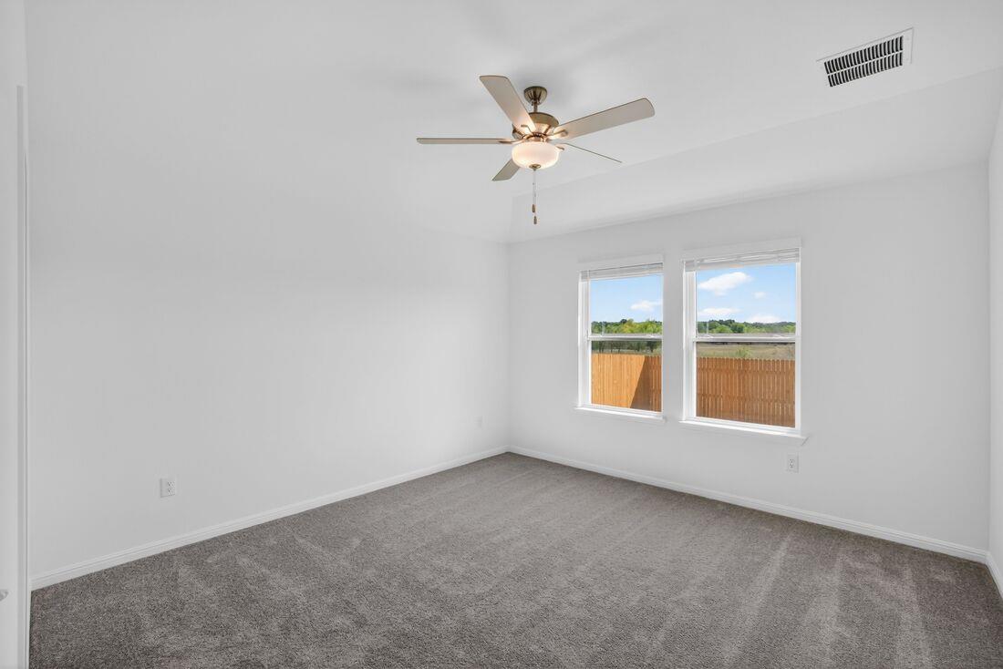 14021 Axel Johanson Dr, Del Valle, TX 78617