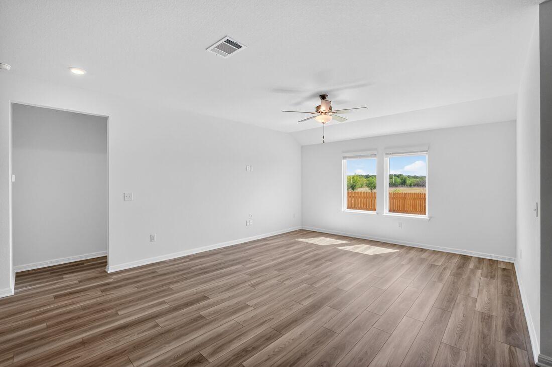 14021 Axel Johanson Dr, Del Valle, TX 78617