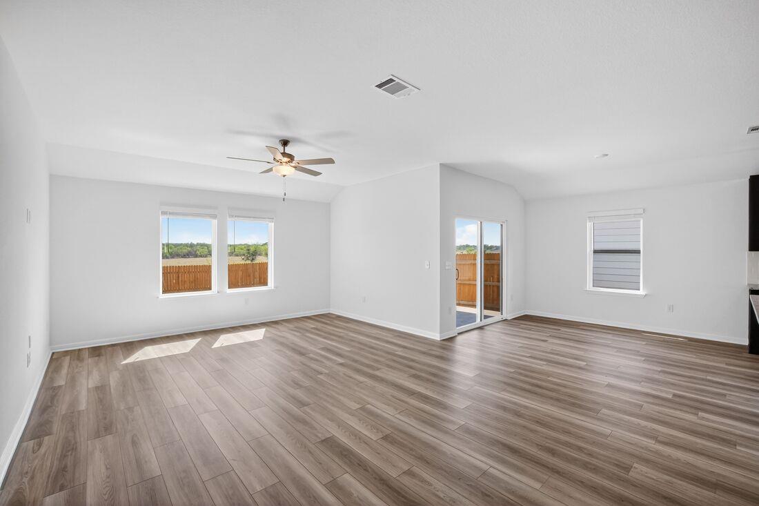 14021 Axel Johanson Dr, Del Valle, TX 78617