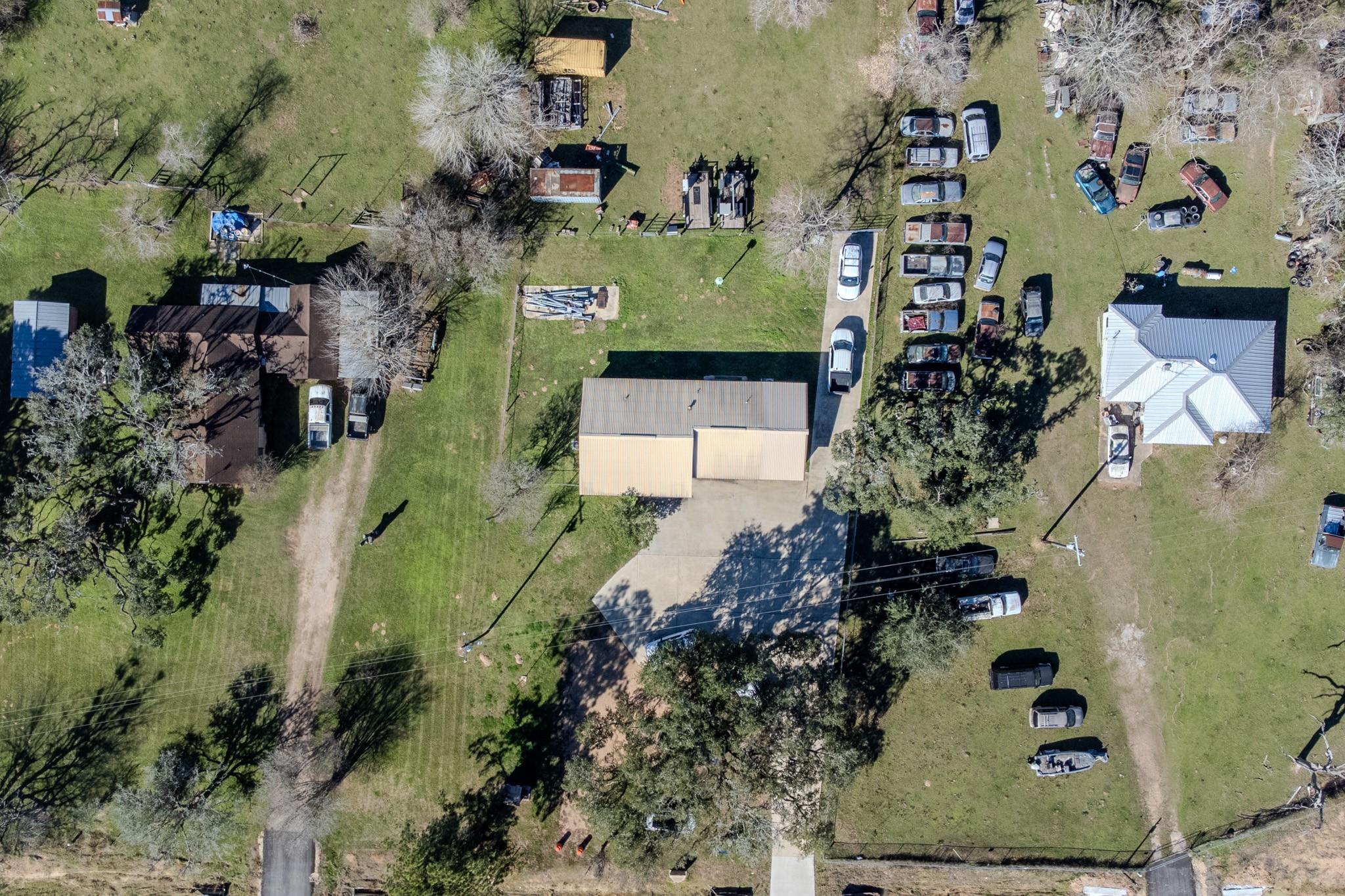 4959 US Hwy 90, Alleyton, TX 78935