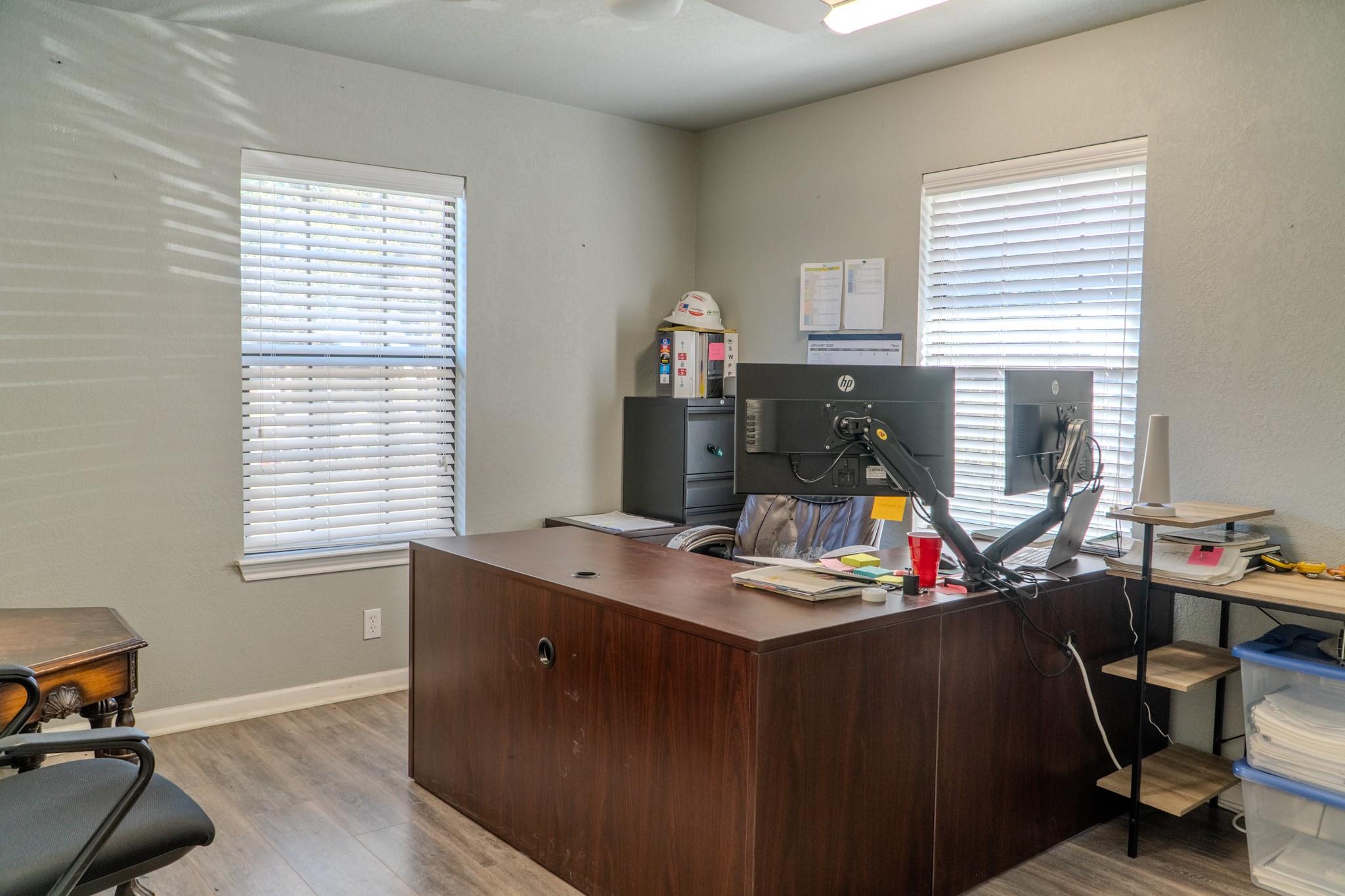 4959 US Hwy 90, Alleyton, TX 78935