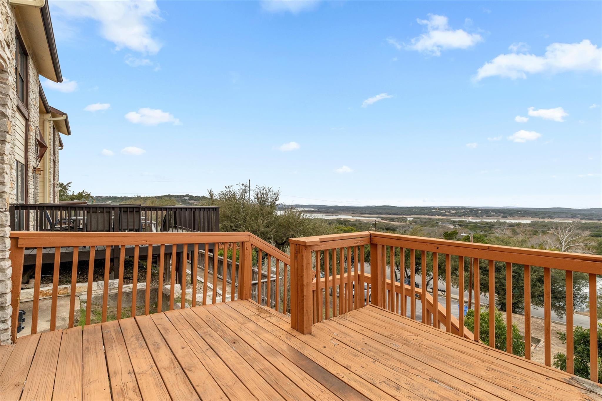 21461 Coyote Trl # 7, Lago Vista, TX 78645