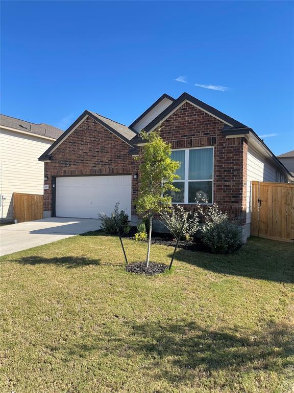 240 Robert Hightower Dr, Jarrell, TX 76537