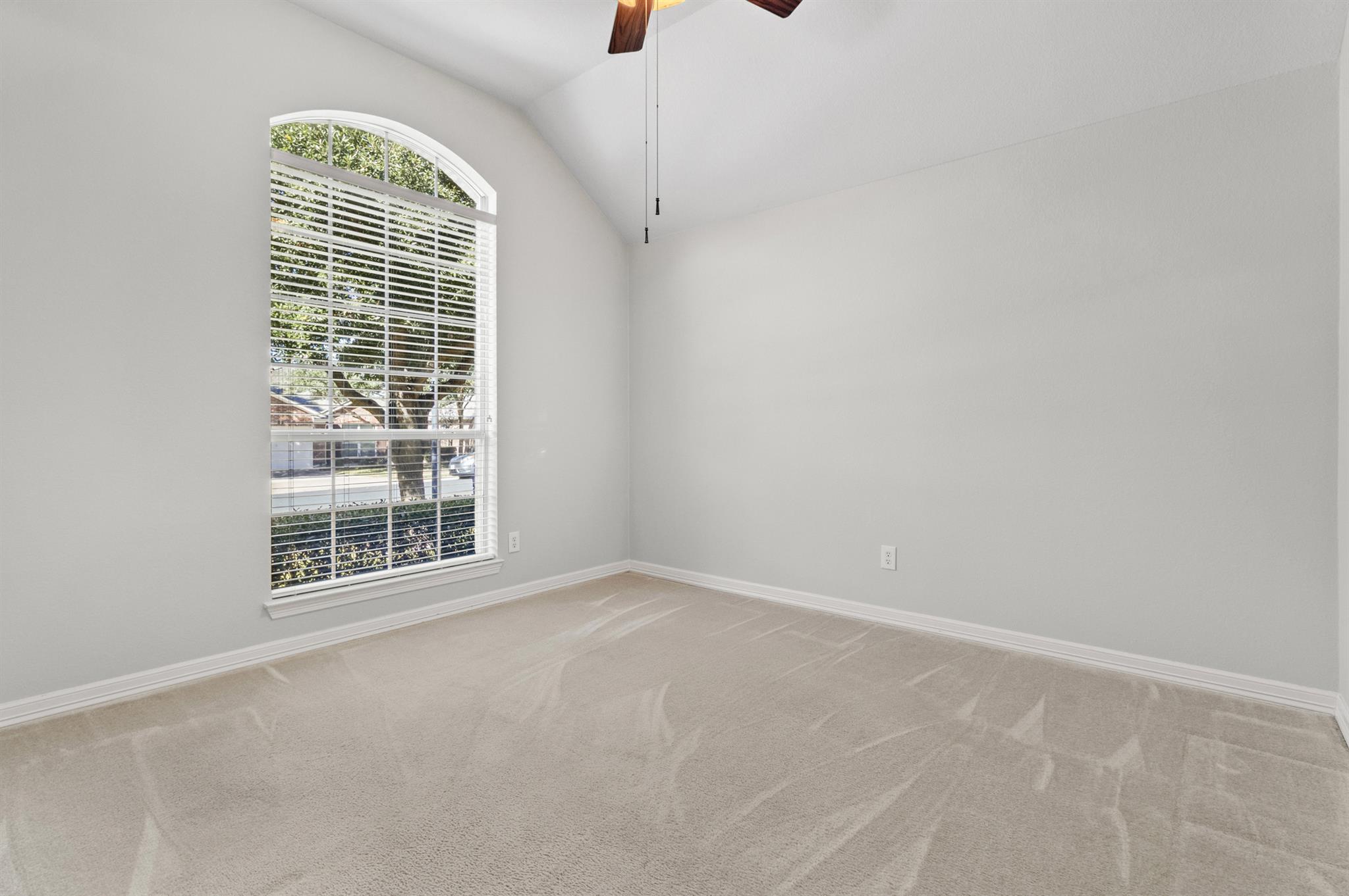 765 Bent Wood Pl, Round Rock, TX 78665