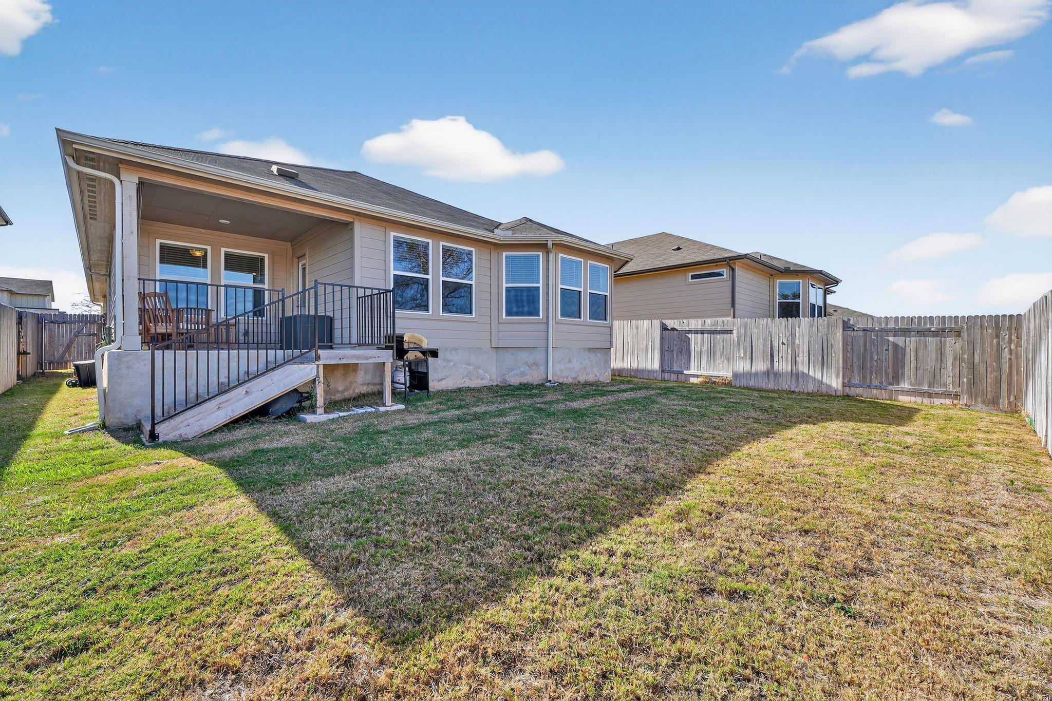 1036 View Dr, Georgetown, TX 78628