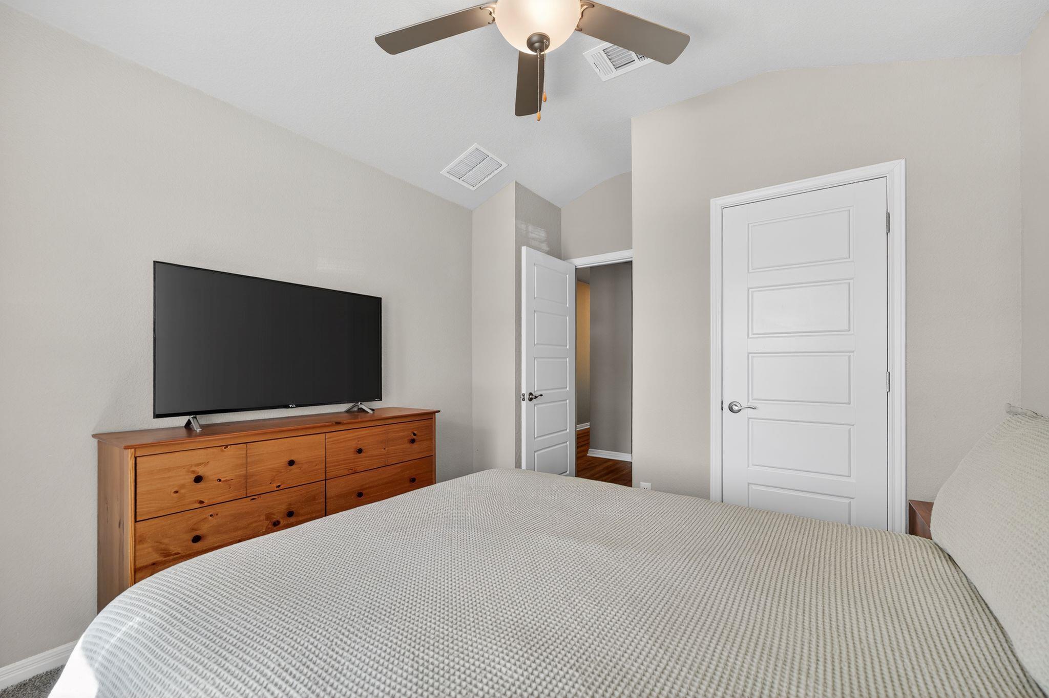 1036 View Dr, Georgetown, TX 78628