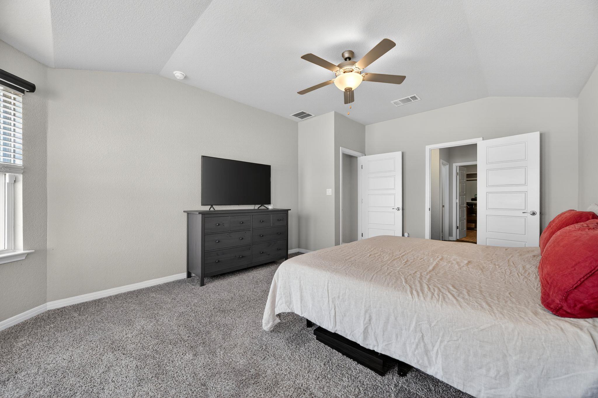 1036 View Dr, Georgetown, TX 78628