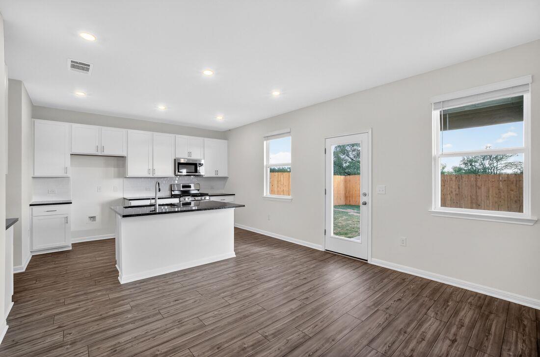 14313 Axel Johanson Dr, Del Valle, TX 78617