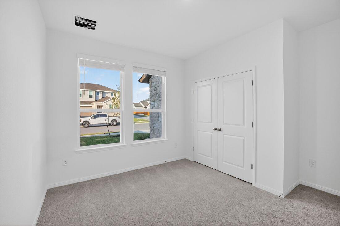 14313 Axel Johanson Dr, Del Valle, TX 78617